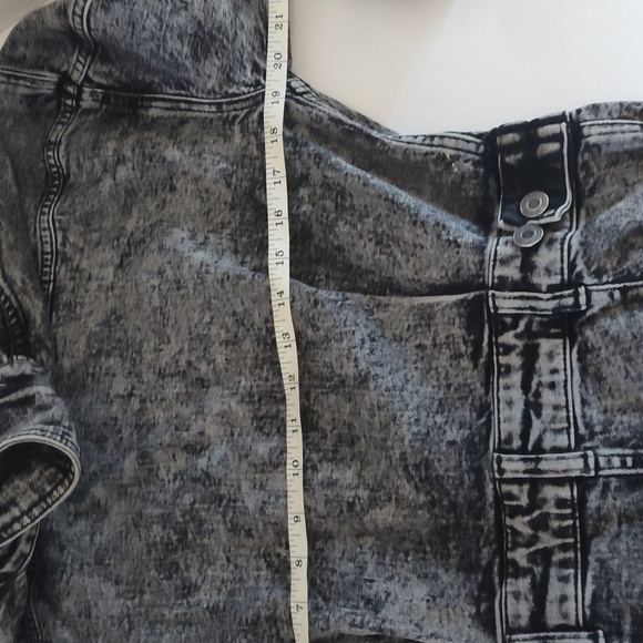 Michael kors denim acid wash jumpsuit size small - Picture 13 of 14